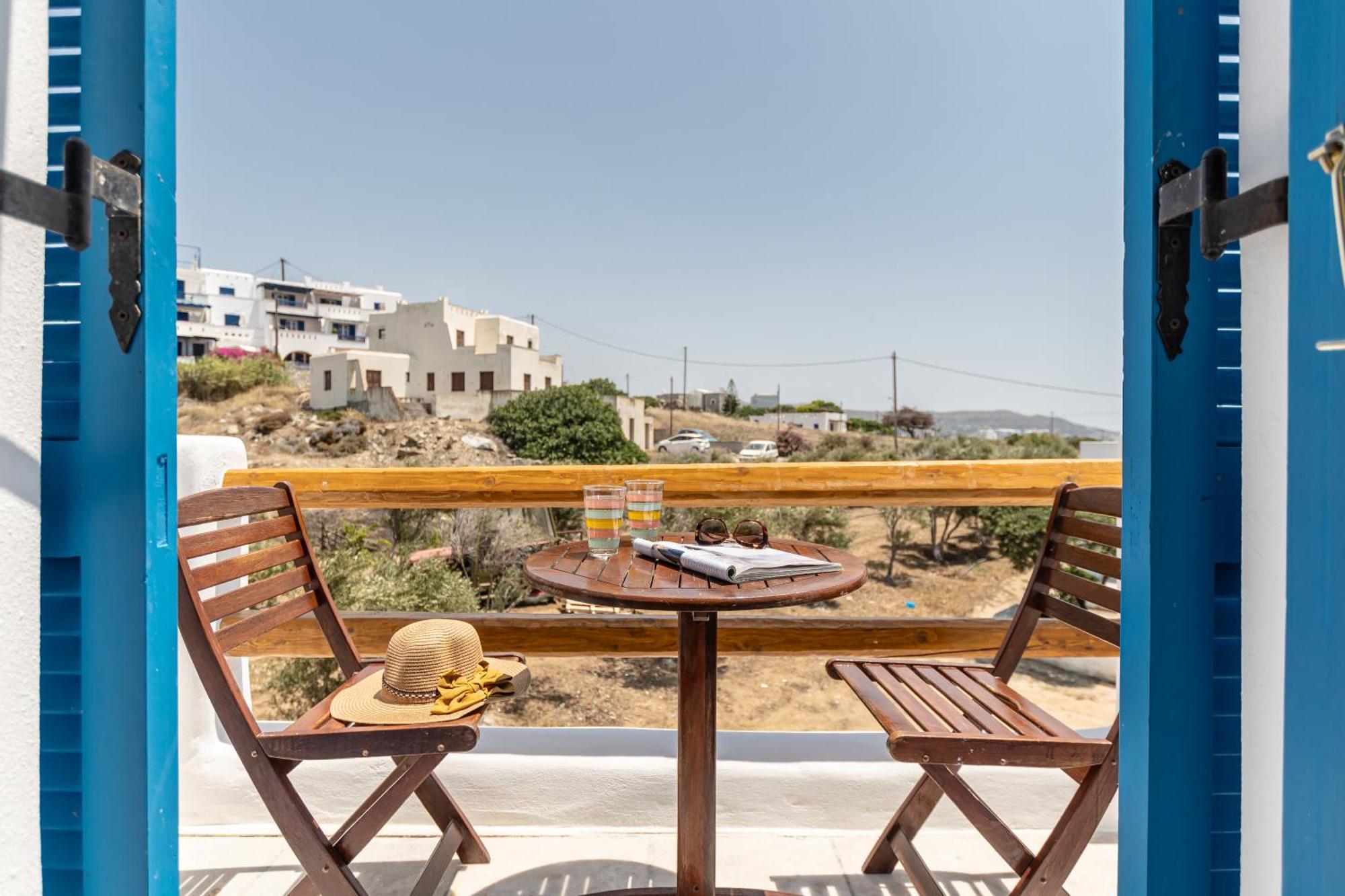 Naxian Serenity Suites Agia Anna  المظهر الخارجي الصورة